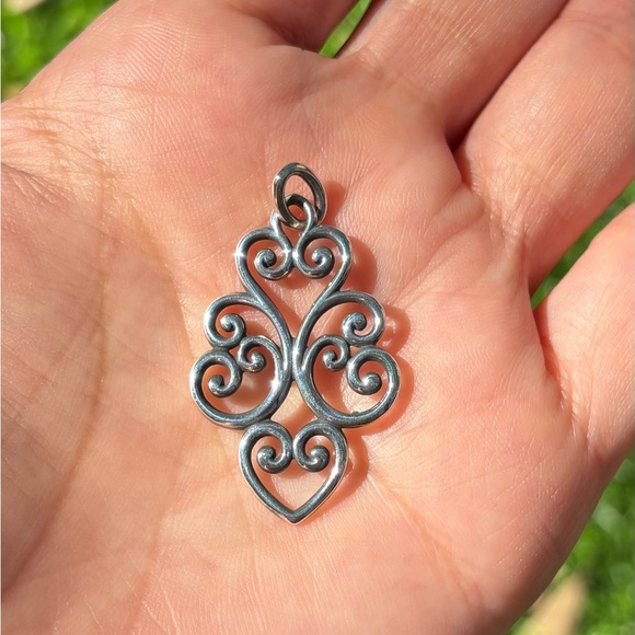 James Avery Jubilant Heart Pendant - Picture 1 of 3